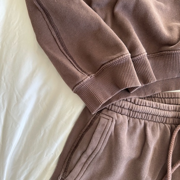 Aerie Chocolate Brown Sweatpants and Sweatshirt Set - Picture 2 of 4